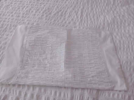 Photo of free Duvet cover with pillow cases (Barry CF62) #2