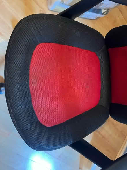 Photo of free Gaming chair (Kt2) #2