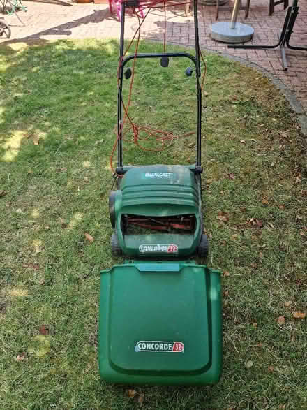 Photo of free Electric mower (Cutteslowe OX2) #1