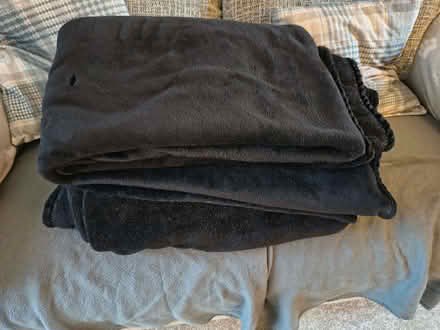 Photo of free Fleece throws (Herdings S14) #1