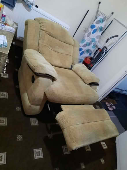 Photo of free Sofa and recliner (Pitsmoor S3) #3