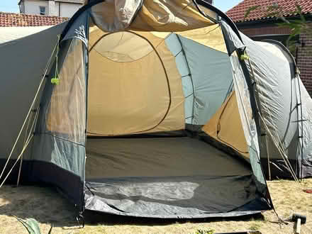 Photo of free Tent (Bassungbourn) #3