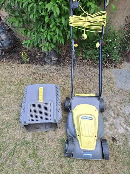 Photo of free Lawnmower (DA1) #1