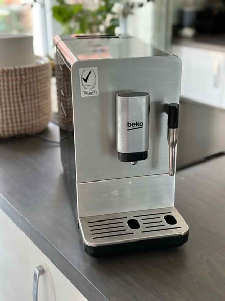 Photo of free Beko bean to cup coffee machine (Yatton BS49) #2