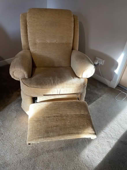 Photo of free Reclining armchair good condition (Kirkcaldy KY1) #1