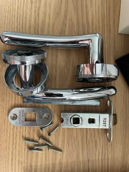 Photo of free X2 door handles (Didcot OX11) #1