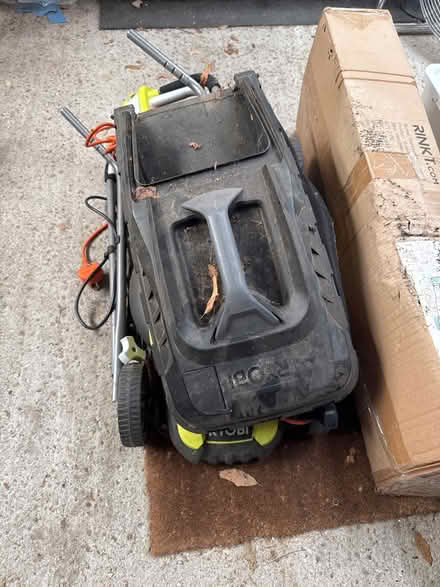 Photo of free Lawnmower (South Park, Reigate RH2) #2
