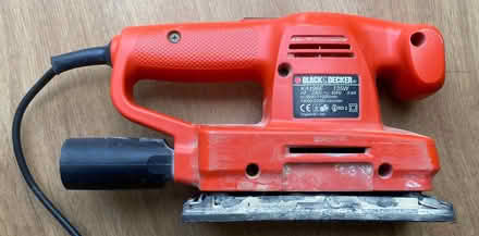Photo of free Black and Decker sander (Fleetville AL1) #2