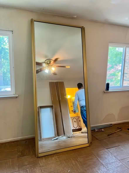 Photo of free 4 sliding mirrored doors (Leisure World 20906) #1