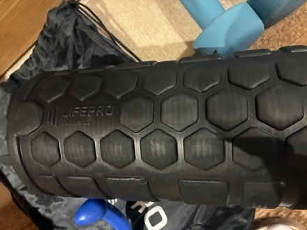 Photo of free dumbbells, shelf, mat, massager + (Cambridge CB2) #4