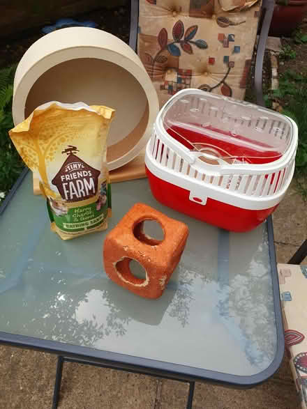 Photo of free Gerbil/hamster accessories (Twyford RG10) #1