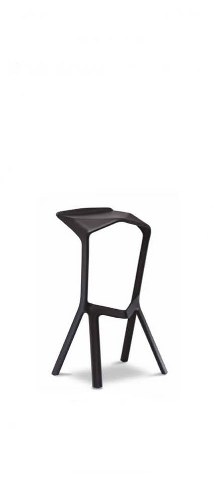 Photo of Plastic bar stools (Dunbar EH42) #1