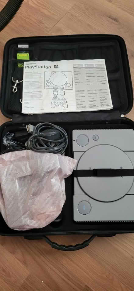 Photo of free PlayStation (Denham ub9) #2