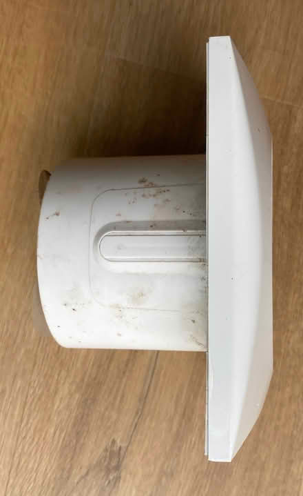Photo of free 100mm Extractor fan (Fleetville AL1) #3