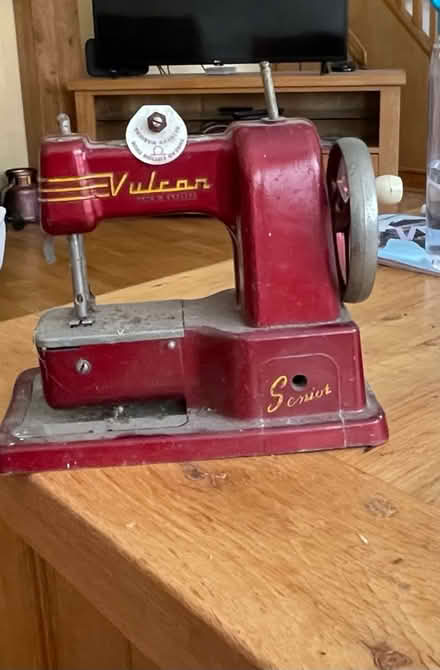 Photo of free 1960s toy sewing machine (Shrewsbury, Shropshire) #1