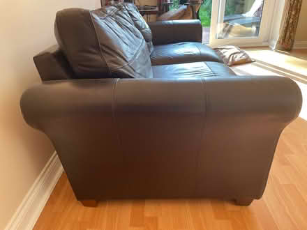 Photo of free Leather 2 seater sofa (Top Amersham HP6) #2