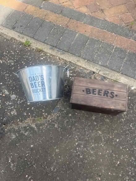 Photo of free Dad beer bucket and beer box need cleaning (Chelmer Village CM2) #1
