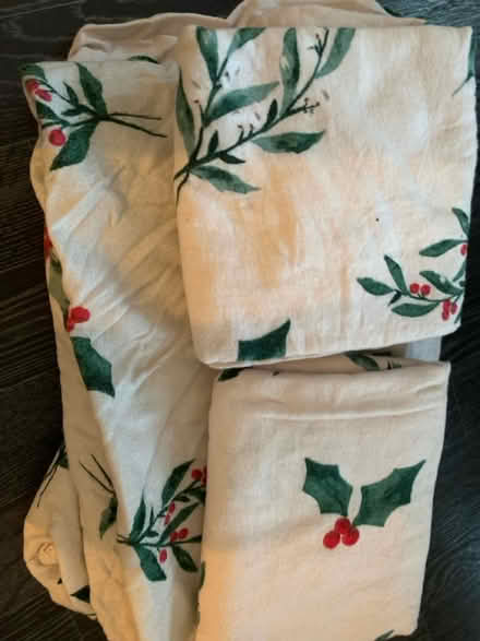 Photo of free Fitted sheets x3 (wembley HA9) #3