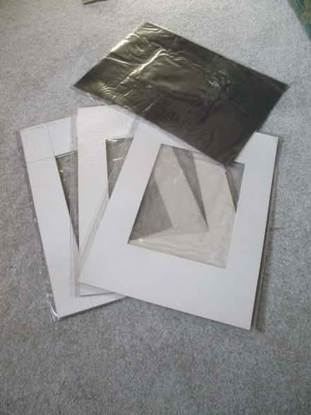 Photo of free For art/photography presentation? (Innsworth GL3) #2