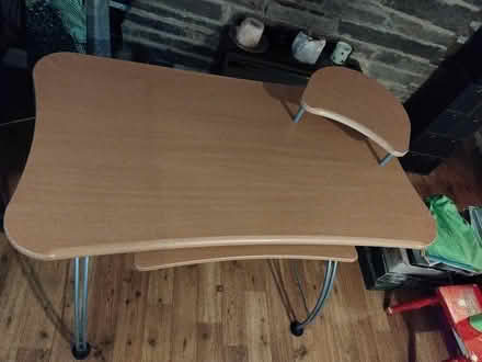 Photo of free Computer desk (BD9) #2