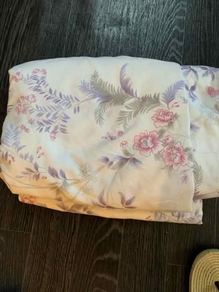 Photo of free Duvet cover 160x220 (wembley HA9) #1