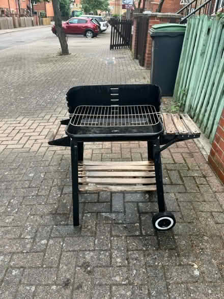 Photo of free BBQ (N15) #1