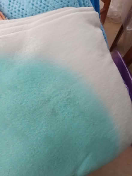 Photo of free 3 Old Blankets - Some Sun Fading - Ideal for Pets - Finstock (Finstock Heath OX7) #2