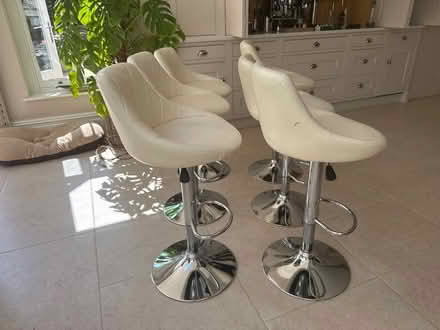 Photo of free White Bar Stools (KT12) #2