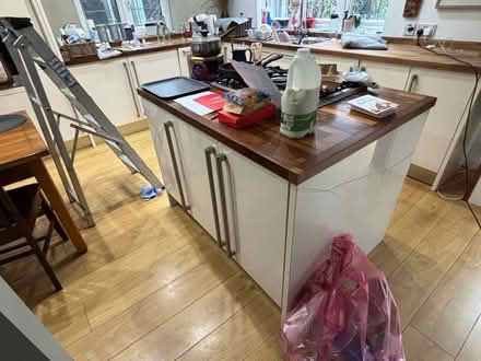 Photo of free Cream kitchen doors (Leigh on sea SS9) #4