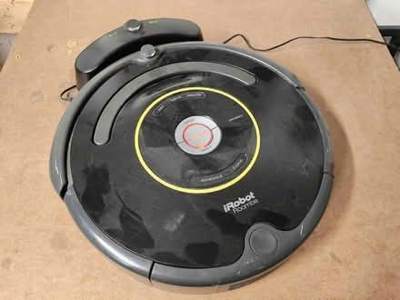 Photo of free Roomba 650 +charger, needs battery (Westmont) #2