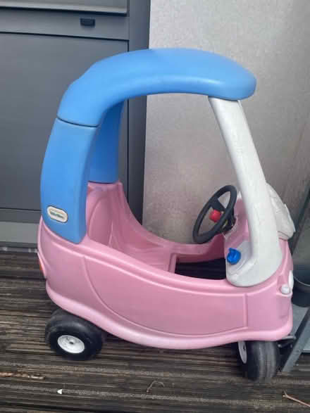 Photo of free Toy car Little Tykes (EC1V 7AH) #1