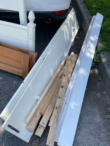 Photo of free trundle bed (Red Bank) #1