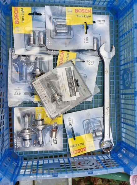 Photo of free Auto-jumble: oils, cleaners, light bulbs (Headington OX3) #2