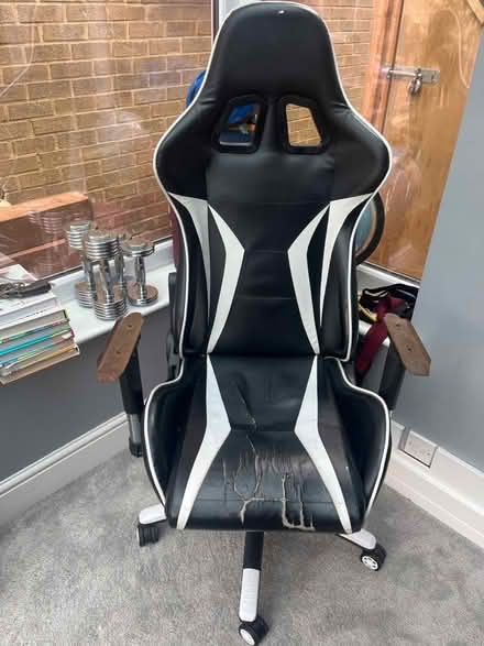 Photo of free Gaming chair (Borrowash DE72) #1