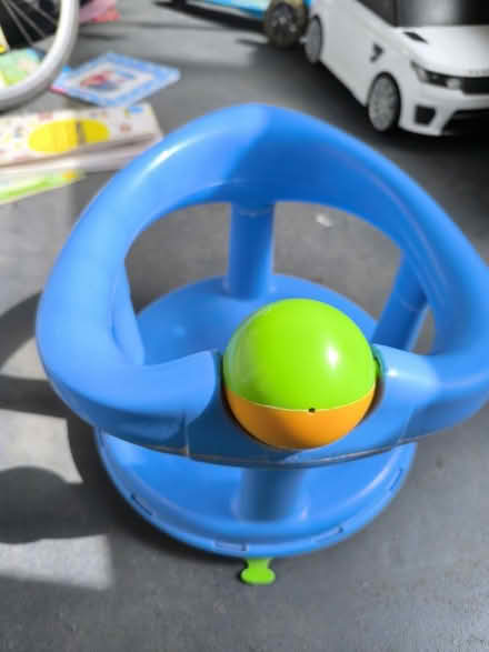 Photo of free Bath seat (Lewisham) #1