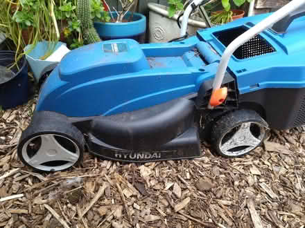 Photo of free Hyundai Lawnmower (Dinas Powys CF64) #1
