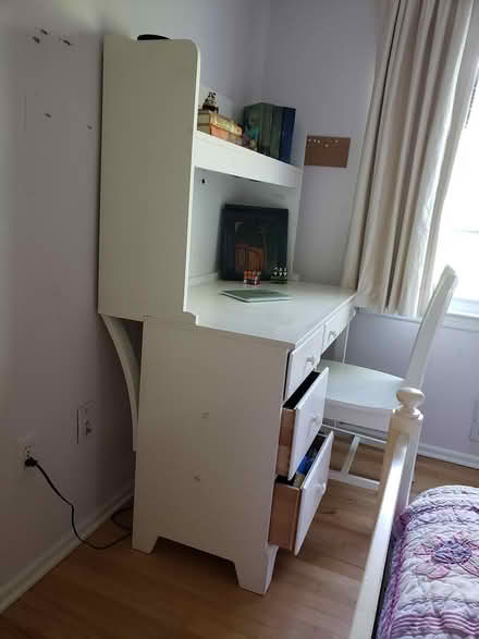 Photo of free Desk (Belle Mead, NJ) #1
