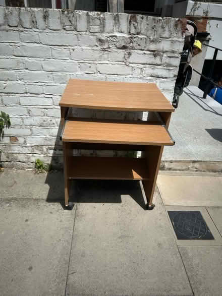 Photo of free PC / Laptop table (N1 Dalston) #3