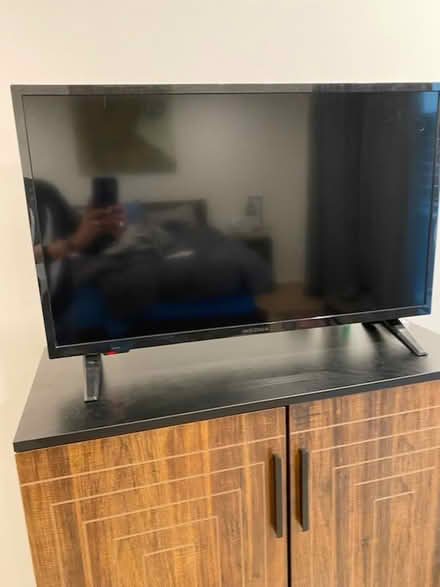 Photo of free 32-inch Insignia HDTV (Harlem) #2