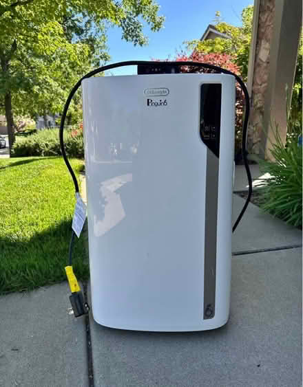Photo of free De'Longhi Pinguino portable (4315 Chandworth Rd Charlotte) #2