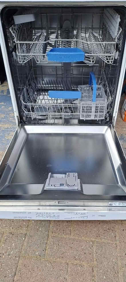 Photo of free Bosch Dishwasher (GU9) #1