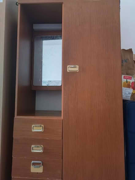 Photo of free Wooden Wardrobe (Luton LU1) #4
