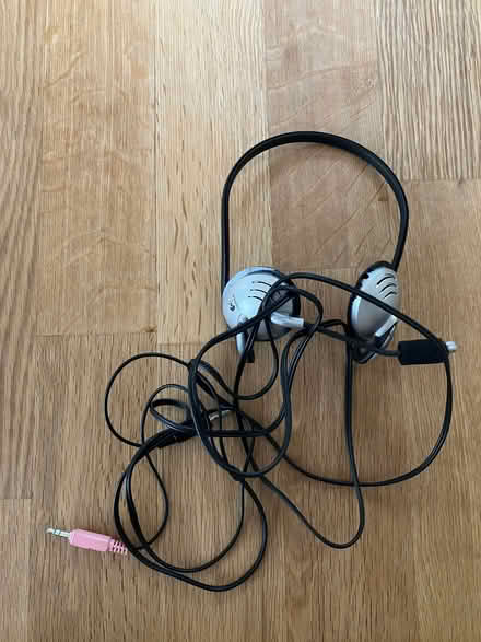 Photo of free Logitech computer headset (Solihull B91) #1
