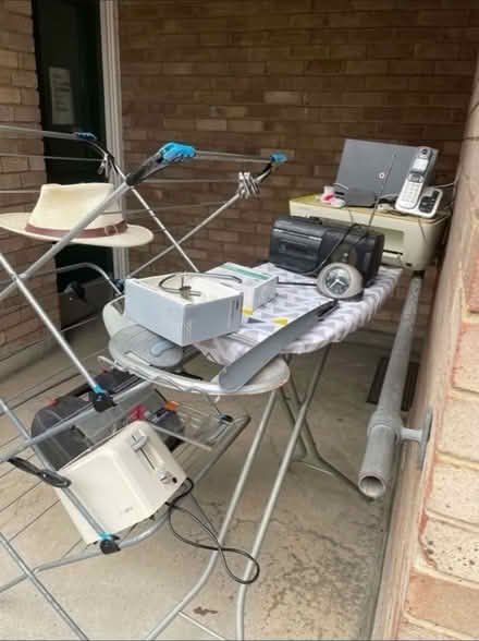 Photo of free Household bits (Sw17 8px) #2