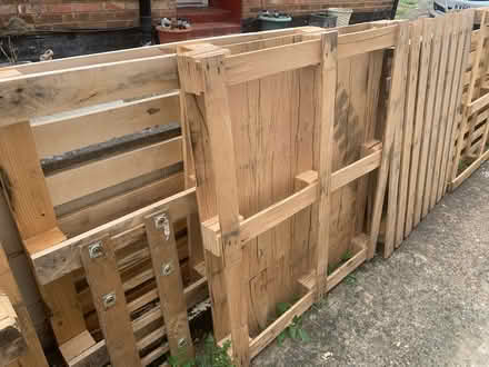 Photo of free Many pallets of all sizes (Letchworth SG6) #3