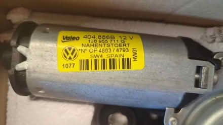 Photo of free VW/Skoda Rear Wiper Motor (KT13) #2