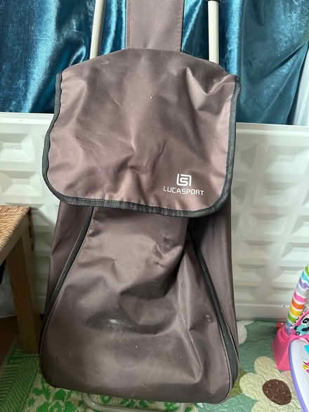 Photo of free Shopping bag on wheels (Harrow HA2) #1
