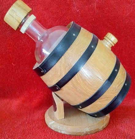 Photo of free presentation bottle and stand (Teversham) #1