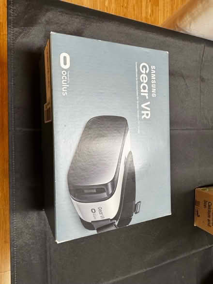 Photo of free Samsung Gear VR (Surrey Quays SE16) #1