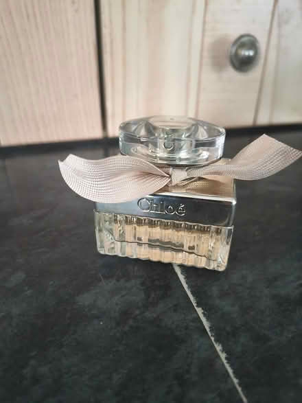 Photo of free Chloe perfume (Sy5 6by) #1